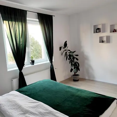 شقة Apartament White Luna Ze Studiem Fitness I Ogrodem